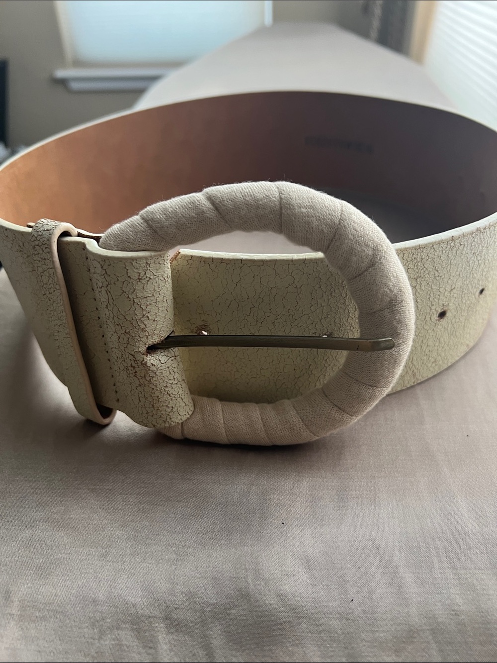 Vintage BCBGMaxAzria Pale Cream Wrapped Buckle Belt 24-30" waist size